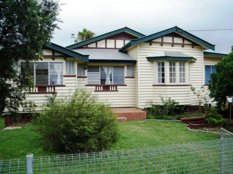 33 Albert Street, Kingaroy QLD 4610