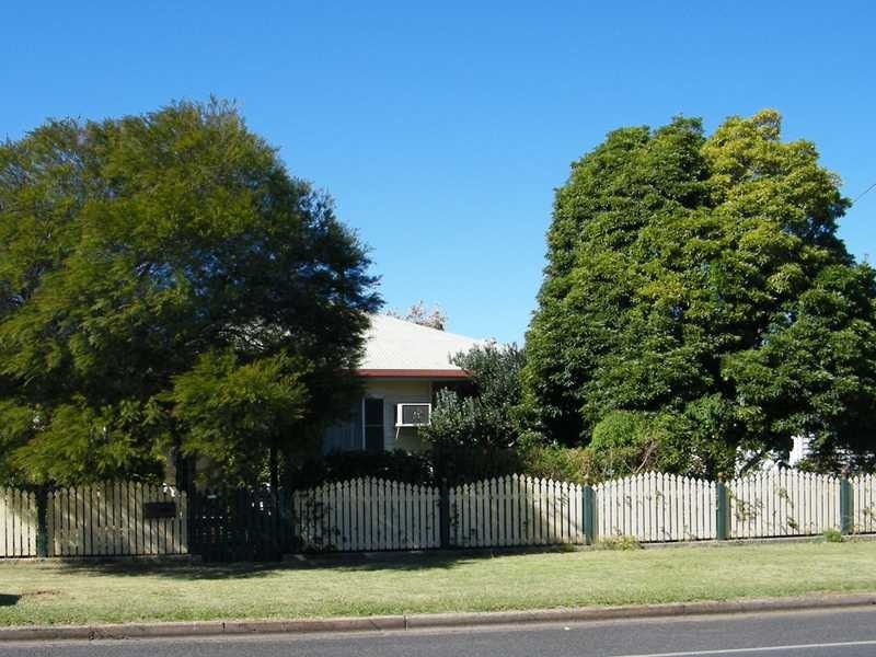 56 Youngman Street, Kingaroy QLD 4610