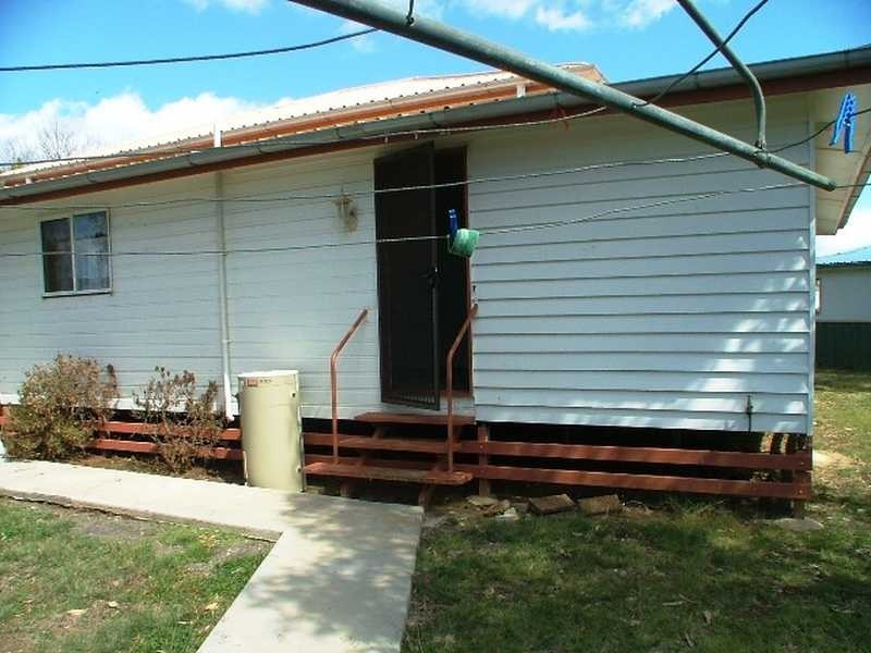 24 Martin Place, Kingaroy QLD 4610