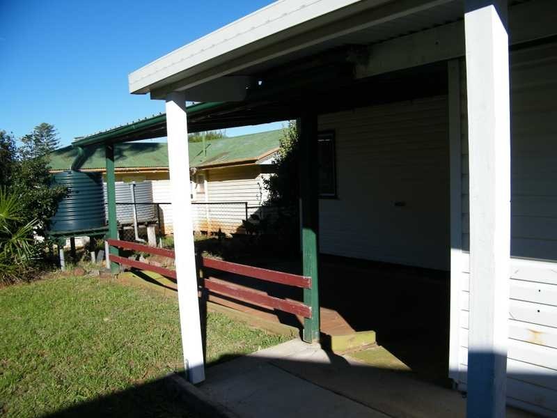 16 Carroll Street, Kingaroy QLD 4610