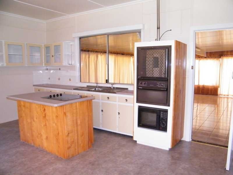 110 Doonkuna Street, Kingaroy QLD 4610