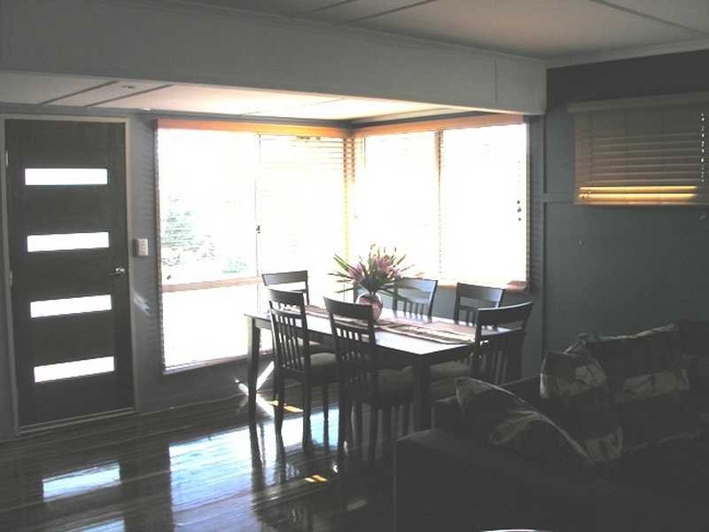 16 JUBILEE ST, Kingaroy QLD 4610