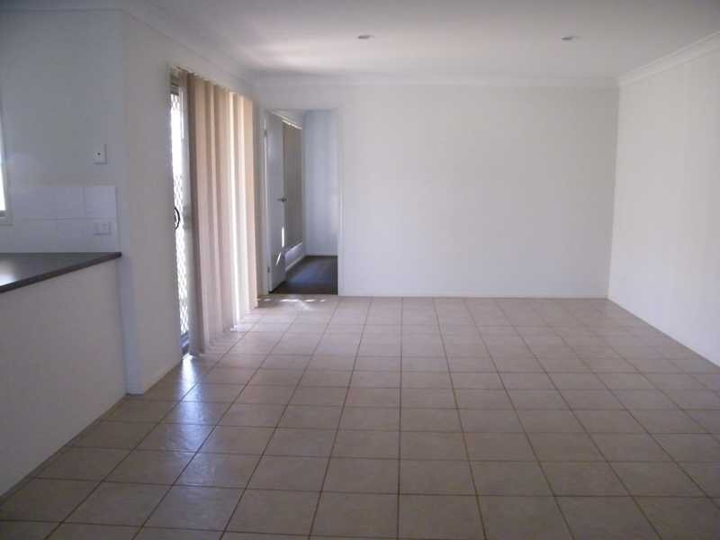 6 LARA CT, Kingaroy QLD 4610