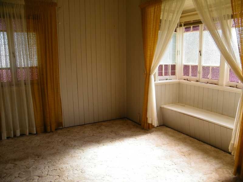 10 GLENDON ST, Kingaroy QLD 4610