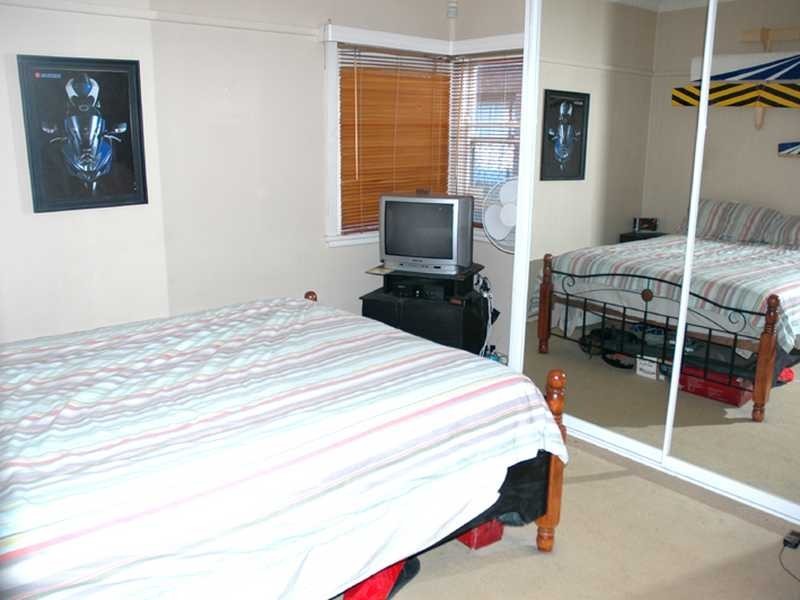 18 Balmoral Road, Northmead NSW 2152