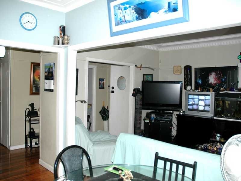 18 Balmoral Road, Northmead NSW 2152