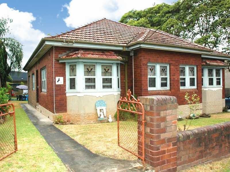 14 Howard Avenue, Northmead NSW 2152