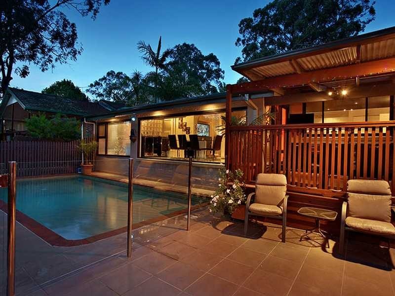 33 Churchill Drive, Winston Hills NSW 2153