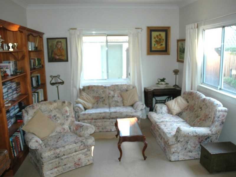 15 Balmoral Road, Northmead NSW 2152