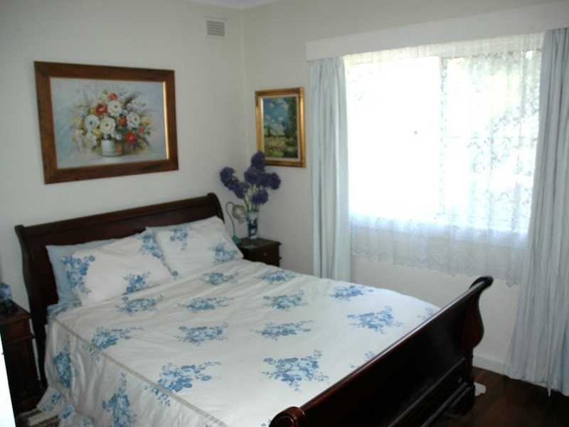 15 Balmoral Road, Northmead NSW 2152