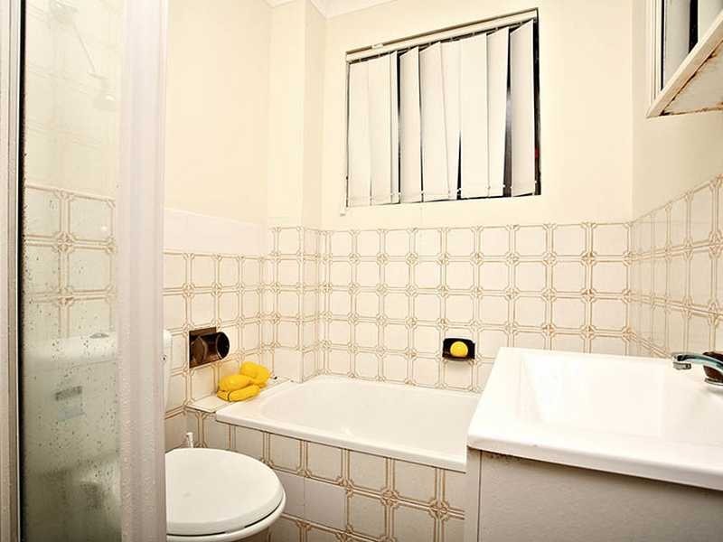 8/114 Railway Street, Granville NSW 2142