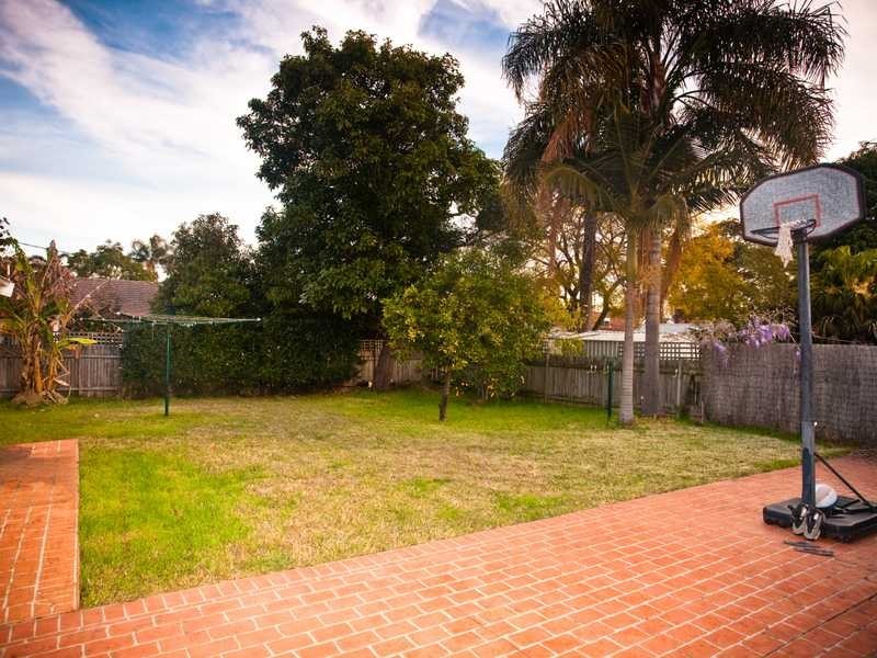 34 Balmoral Road, Northmead NSW 2152
