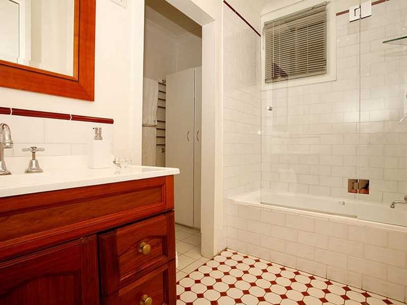 12 Lombard Street, Northmead NSW 2152