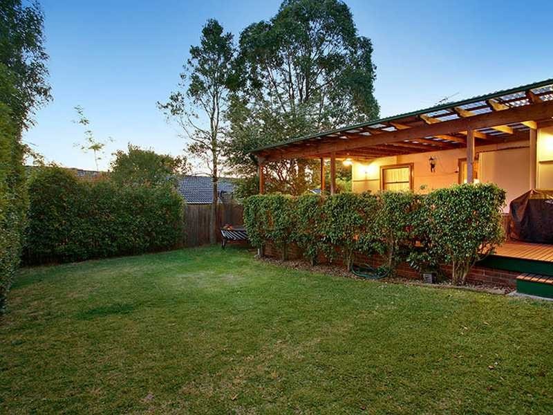 12 Lombard Street, Northmead NSW 2152