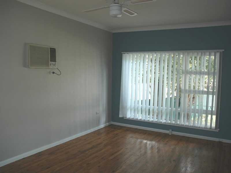 28 Fitzwilliam Road, Old Toongabbie NSW 2146