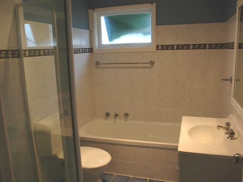 28 Fitzwilliam Road, Old Toongabbie NSW 2146