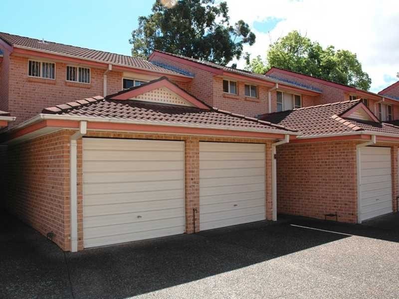 4/235-241 Cnr. Dremeday & Windsor Road, Northmead NSW 2152