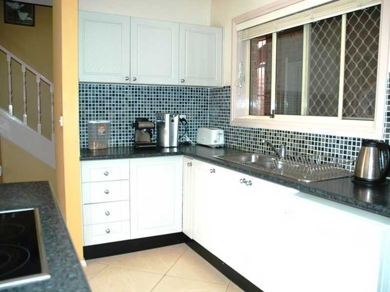 4/235-241 Cnr. Dremeday & Windsor Road, Northmead NSW 2152