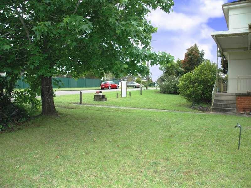 2 Illoca Place, Toongabbie NSW 2146