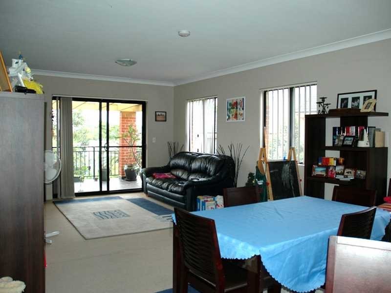 10/24-26 Campbell Street, Northmead NSW 2152