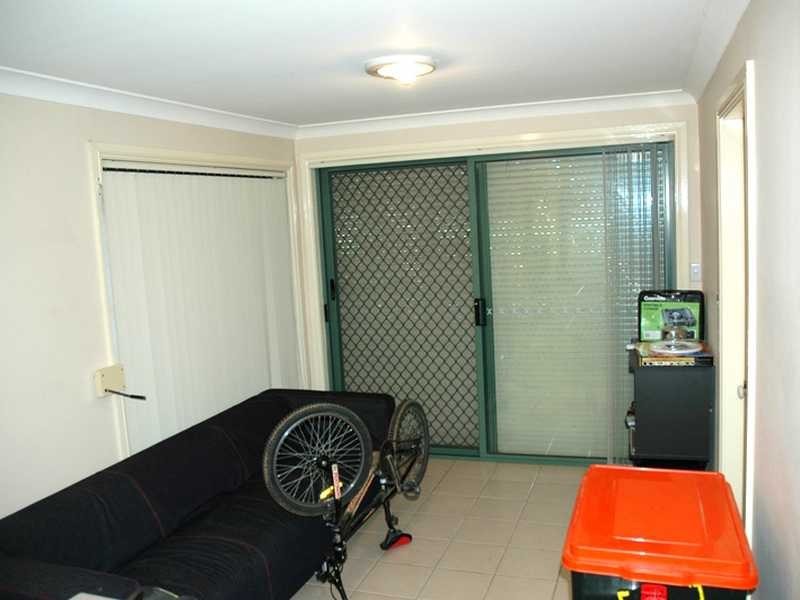 8/41-43 Portia Road, Toongabbie NSW 2146