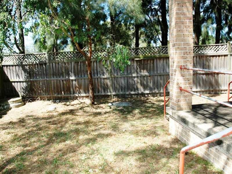 8/41-43 Portia Road, Toongabbie NSW 2146