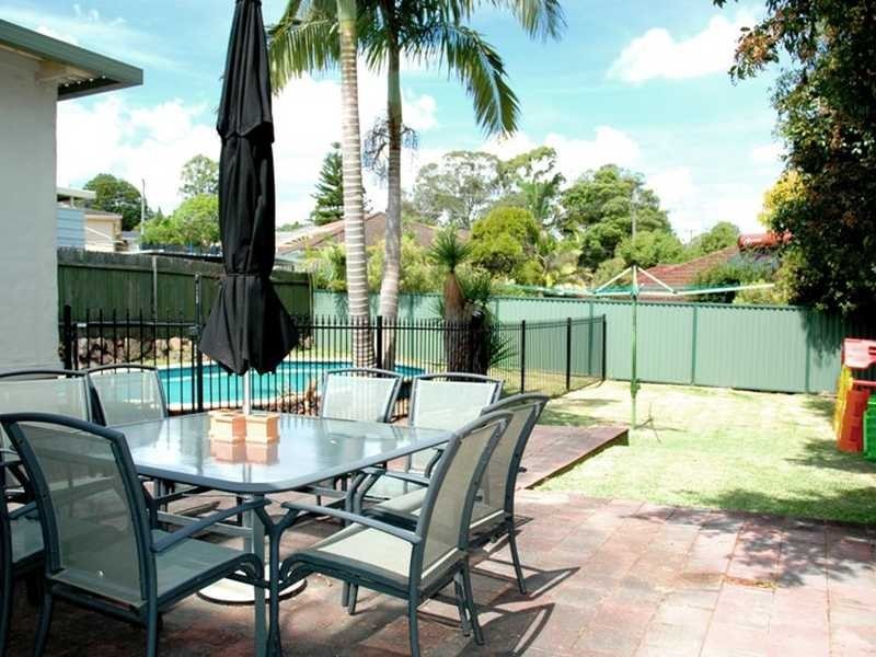 17 Dornoch Street, Winston Hills NSW 2153