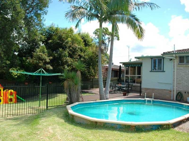 17 Dornoch Street, Winston Hills NSW 2153