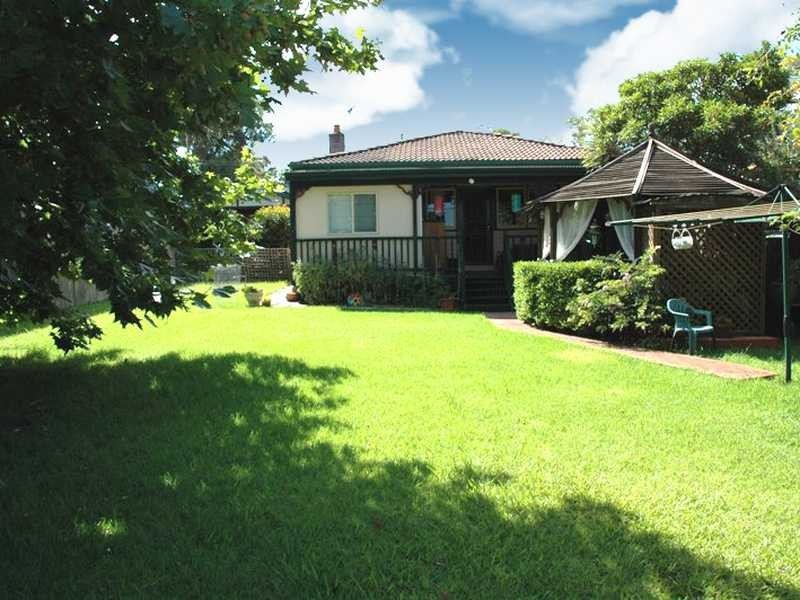 24 Pendle Way, Pendle Hill NSW 2145