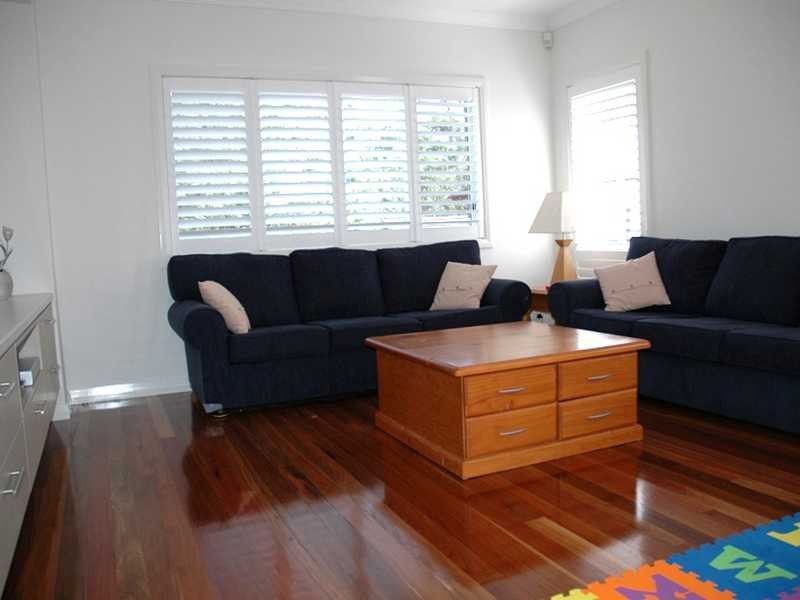 1 Glenn Avenue, Northmead NSW 2152