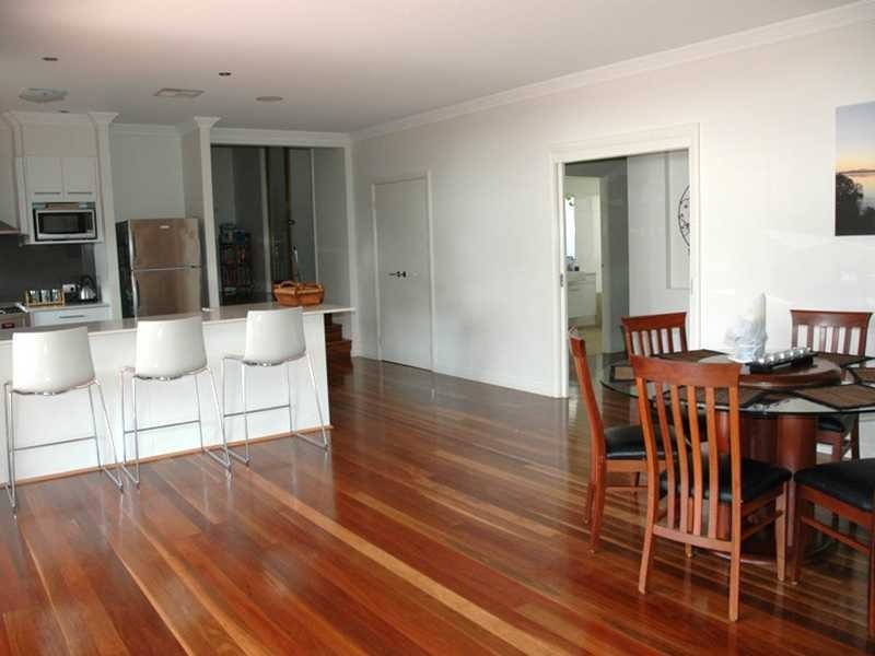 1 Glenn Avenue, Northmead NSW 2152