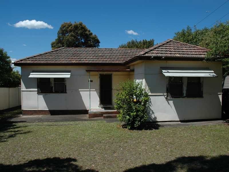 115 Warwick Road, Merrylands NSW 2160