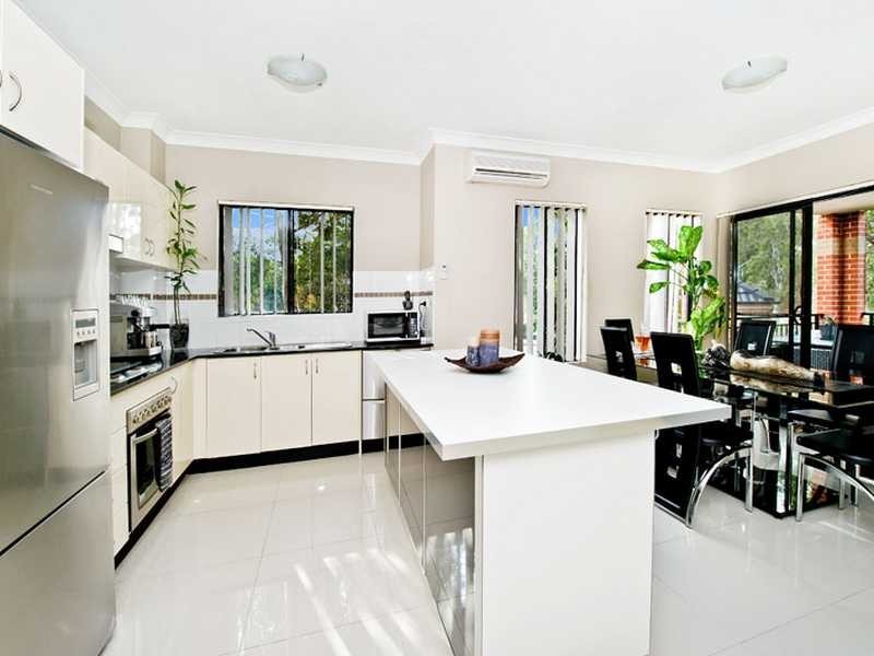 2/24-26 Campbell Street, Northmead NSW 2152