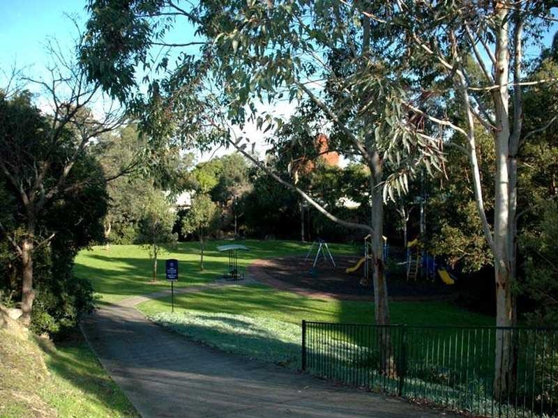 102 Sherwood Street, Northmead NSW 2152