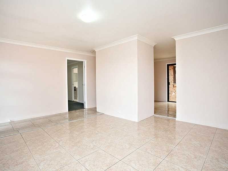 2/44 Ferndale Close, Wentworthville NSW 2145