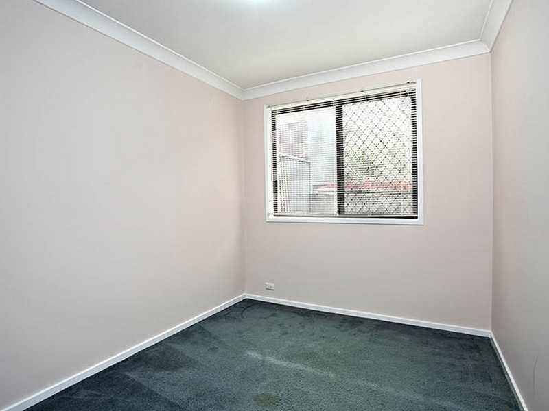 2/44 Ferndale Close, Wentworthville NSW 2145