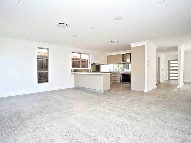 1 Rushden Way, Stanhope Gardens NSW 2768