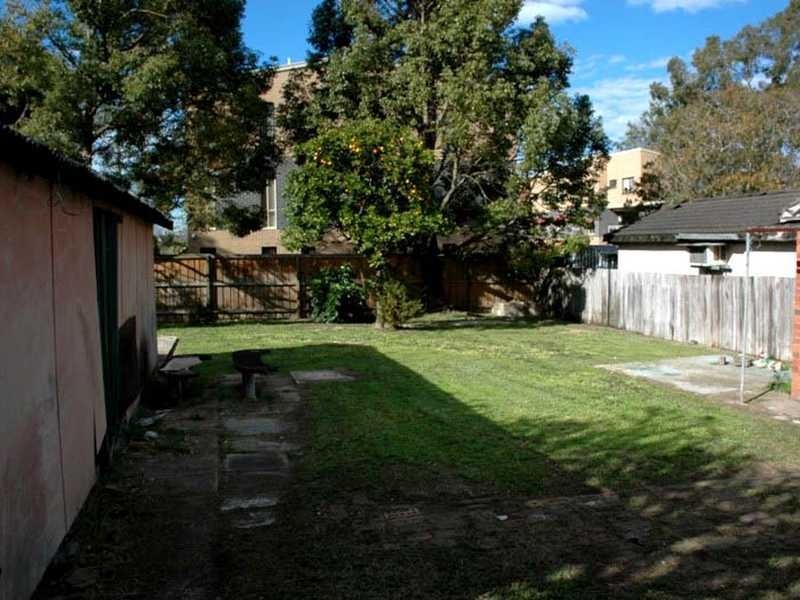 50 Balmoral Road, Northmead NSW 2152