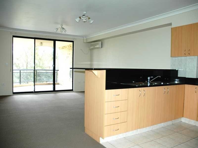 16/18-20 Blaxcell Street, Granville NSW 2142