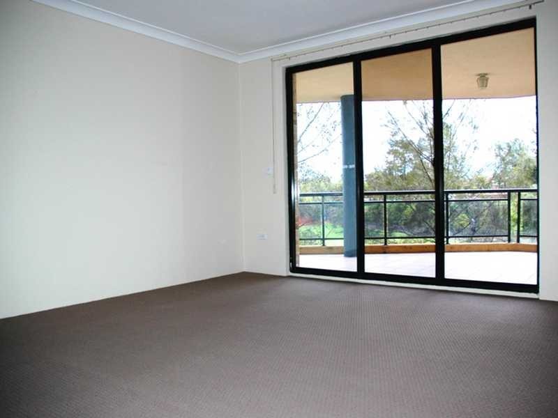 16/18-20 Blaxcell Street, Granville NSW 2142