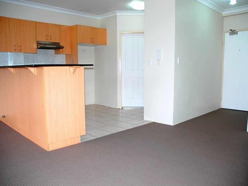 16/18-20 Blaxcell Street, Granville NSW 2142