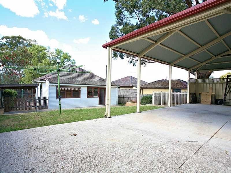 1 Balfour Street, Northmead NSW 2152