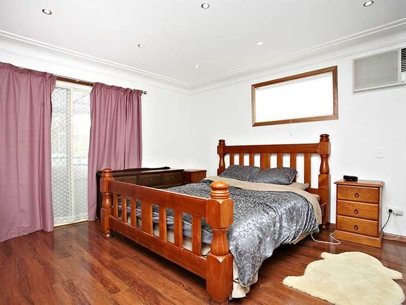 10 Sherwood Street, Northmead NSW 2152