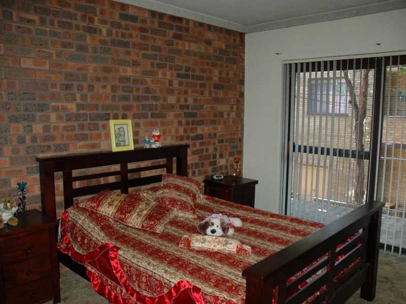 2/2 Allen Street, Harris Park NSW 2150