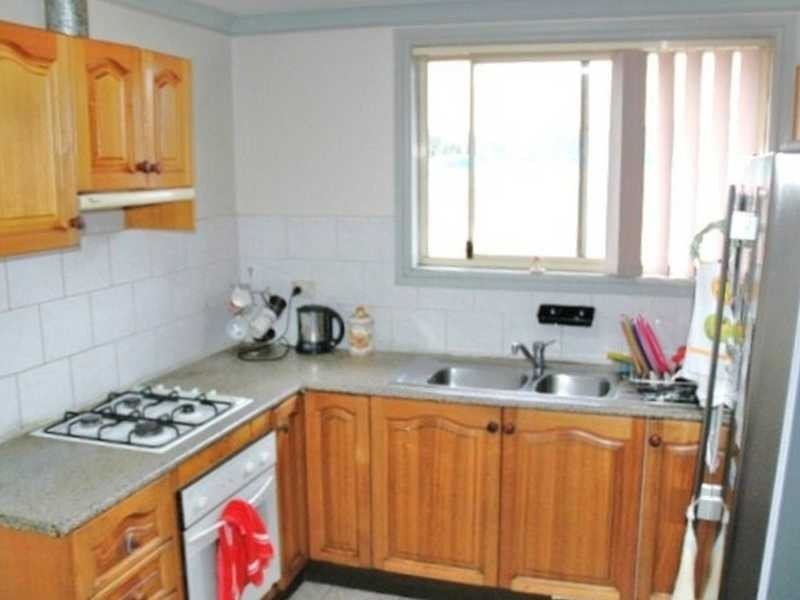 2a/9 Hawkesbury Road, Westmead NSW 2145