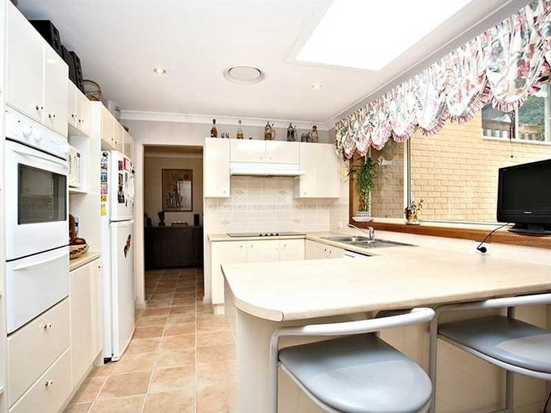 33 Edinburgh Place, Winston Hills NSW 2153