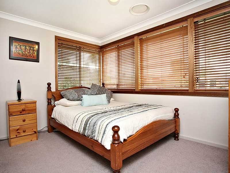 33 Edinburgh Place, Winston Hills NSW 2153