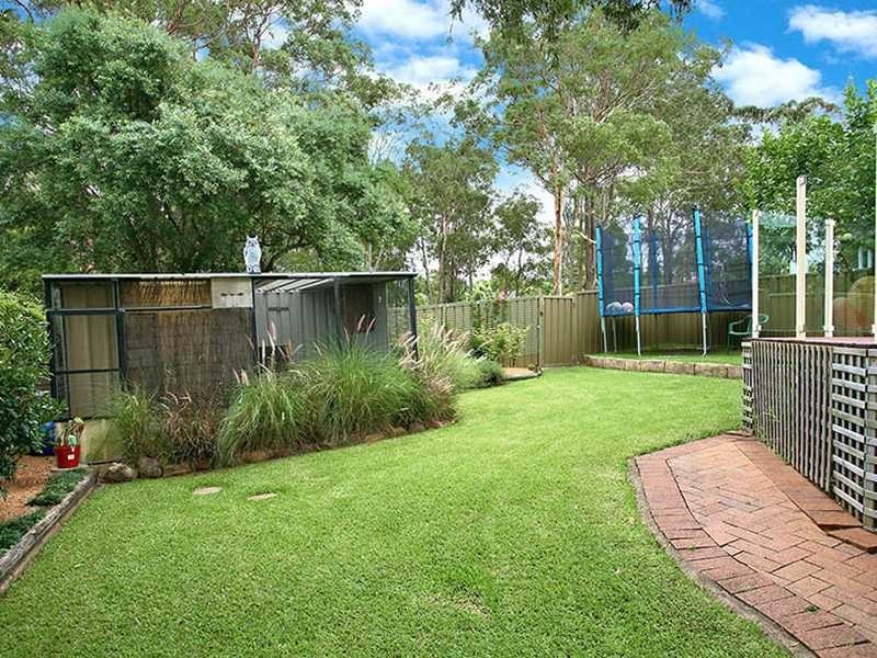 33 Edinburgh Place, Winston Hills NSW 2153