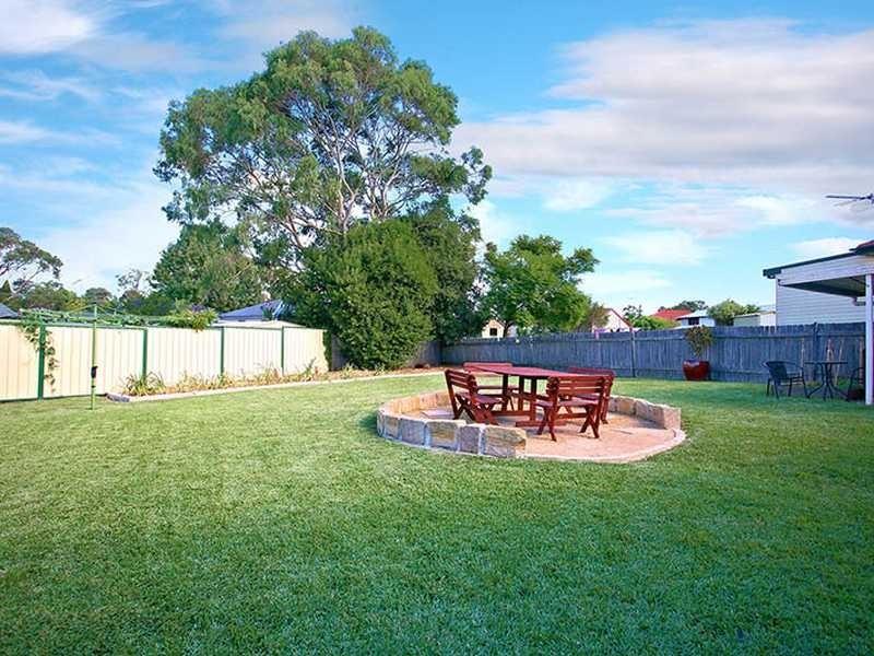 6 Hargrave Road, Lalor Park NSW 2147