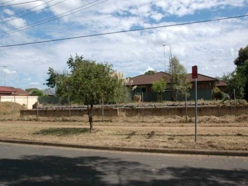 43 Chanel Street, Toongabbie NSW 2146